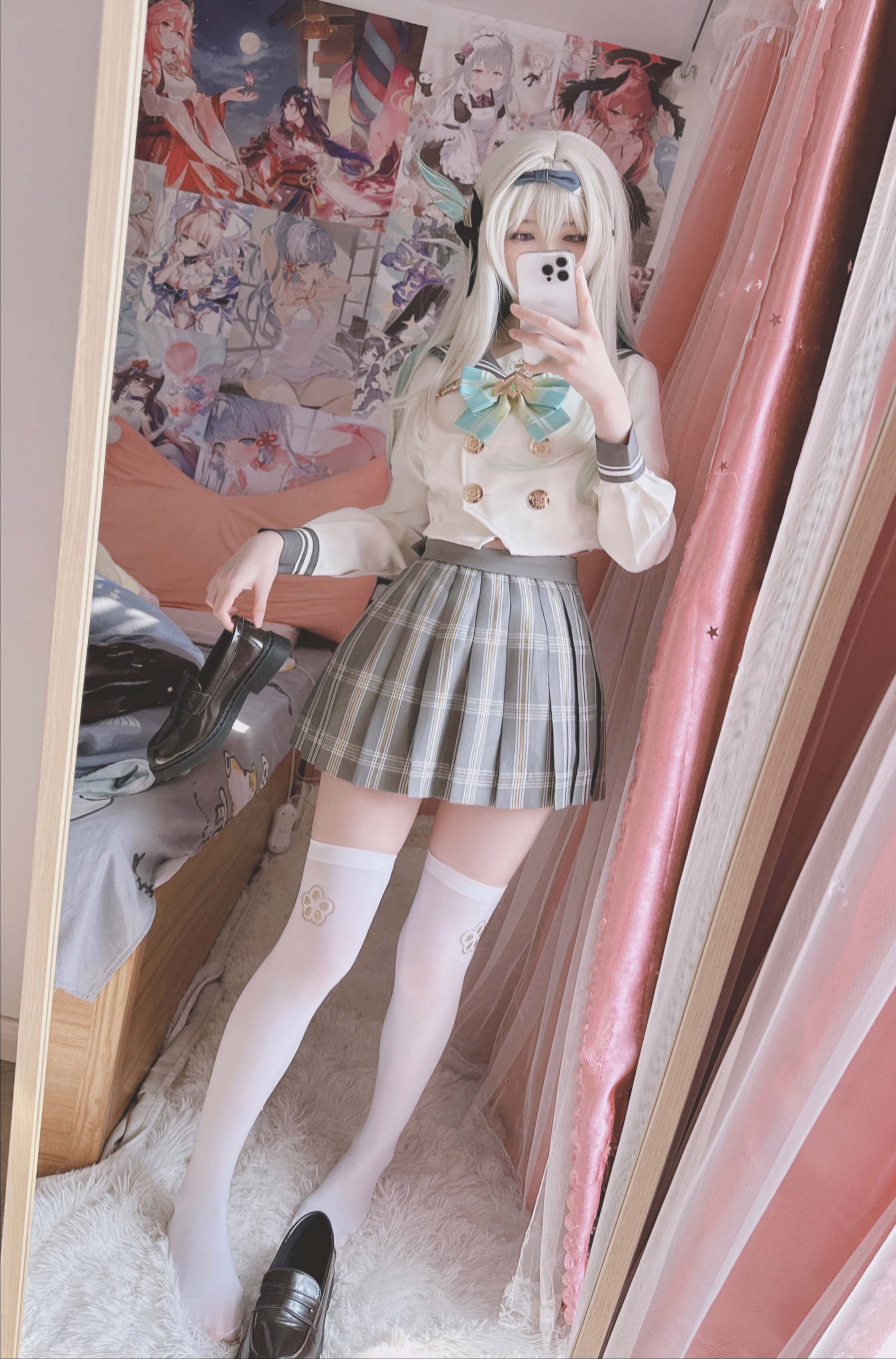 【新】习呆呆-26年1月 春日手信 流萤 [23P+2V][57MB百度云]